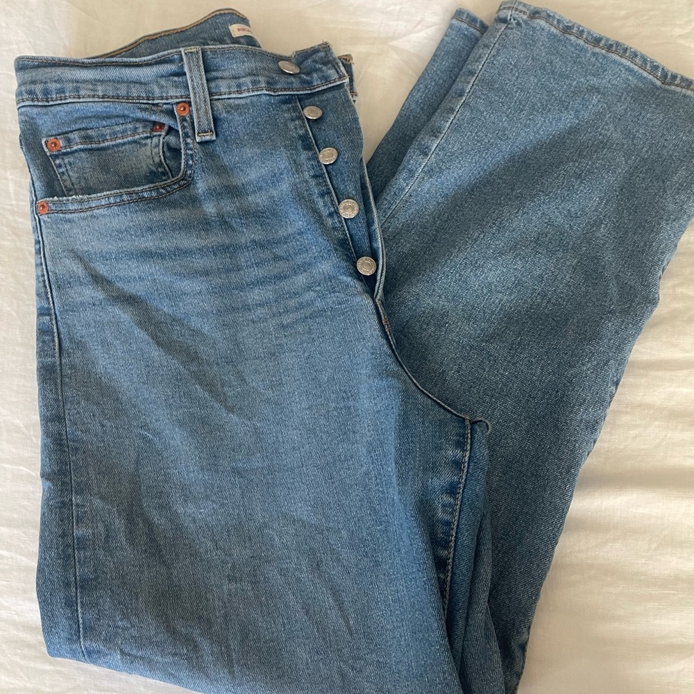 Levi’s ribcage straight ankle 30x27